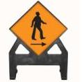 Temporary Plastic Road Signs Pedestrians Cross Right Poly Sign 600 Tem3
