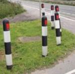 Traffic Calming / Speed Ramps Verge Post Ram10